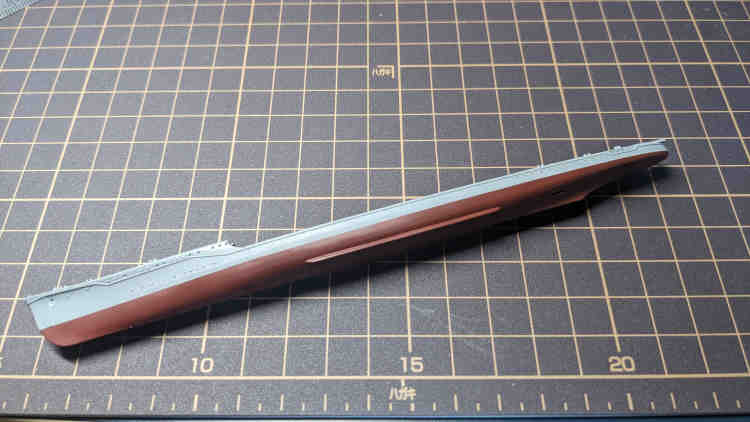 塗装した船体側面